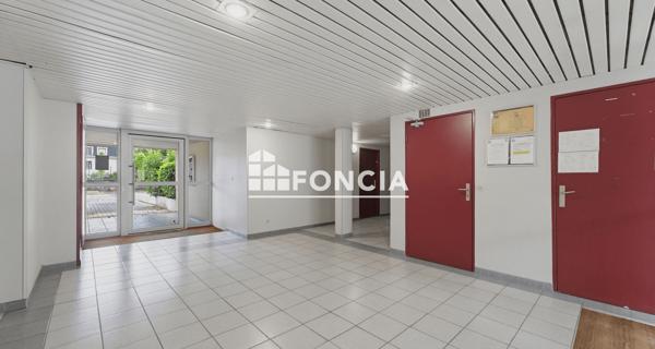 À vendre Studio 28.97 m² - Talence 33400