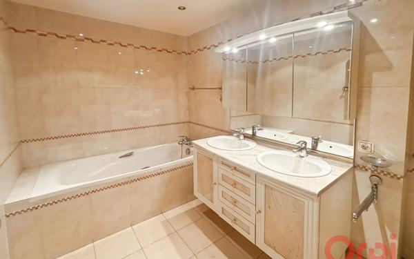 Appartement à vendre    4 pièces • 123,30 m2 Montmorency