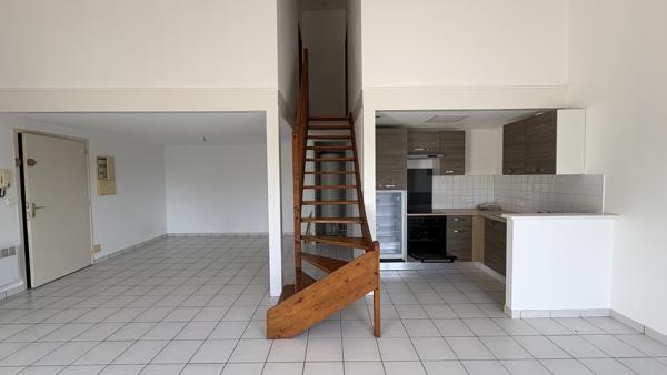 Appartement
                                                                                                                                                                                                                                                                                                                        3 pièce(s)                                                                                                                                                                                                          2 chambre(s)                                                                                                                                                                                                          68.22  m²