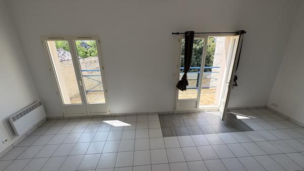 Appartement
                                                                                                                                                                                                                                                                                                                        3 pièce(s)                                                                                                                                                                                                          2 chambre(s)                                                                                                                                                                                                          68.22  m²