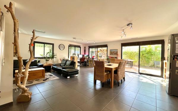 Maison à vendre    4 pièces •  Béziers