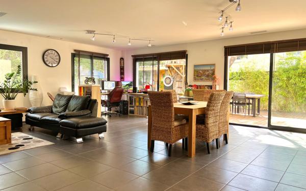 Maison à vendre    4 pièces •  Béziers