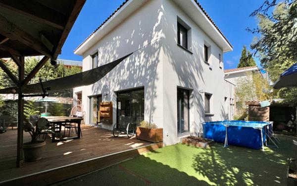 Maison à vendre    4 pièces •  Béziers