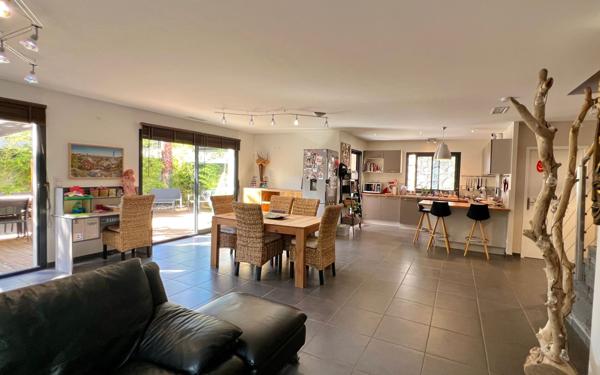 Maison à vendre    4 pièces •  Béziers