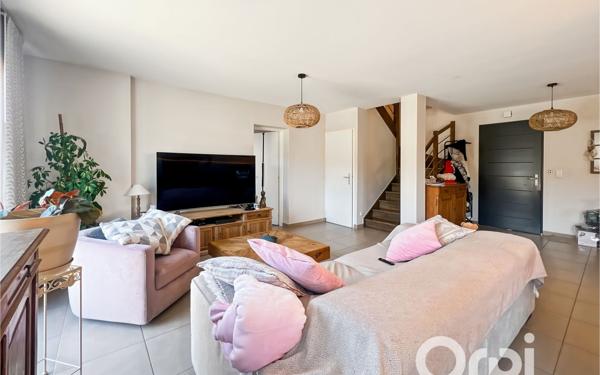 Maison à vendre    6 pièces •  Bons-en-Chablais