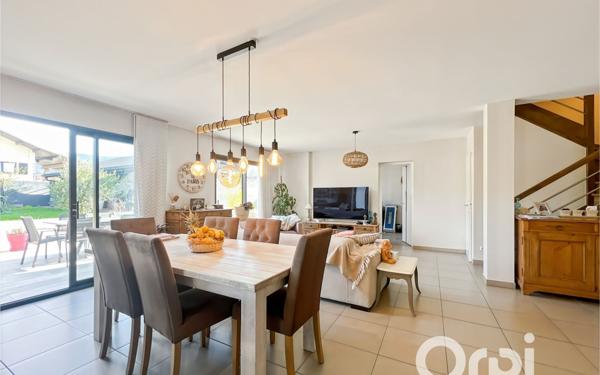 Maison à vendre    6 pièces •  Bons-en-Chablais