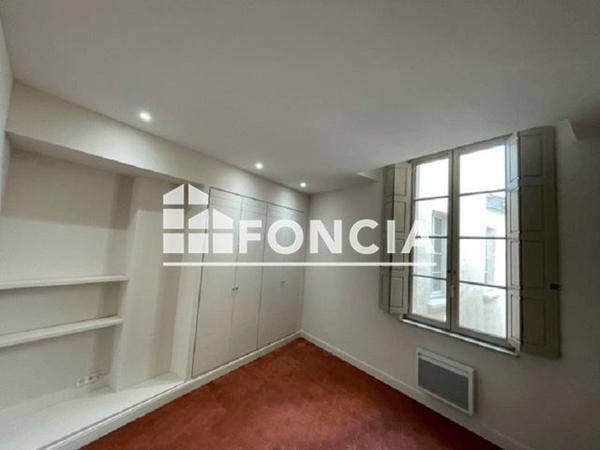 Location Appartement 2 pièces 52.42 m² - 15 RUE D'AMPHOUX Avignon 84000