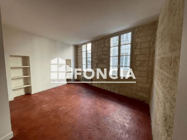 Location Appartement 2 pièces 52.42 m² - 15 RUE D'AMPHOUX Avignon 84000