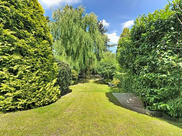 Maison 4 chambres - Garage et jardin - Secteur QUESNE