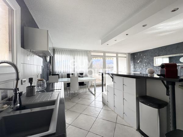 APPARTEMENT À VENDRE DE 5 PIÈCES DE 94,41 M²