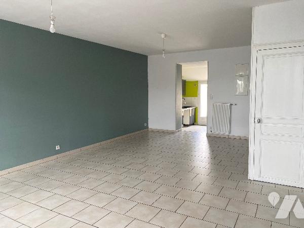 Maison à Saint Amand les Eaux  environ de 110 m² habitable sur une parcelle de 418 m²