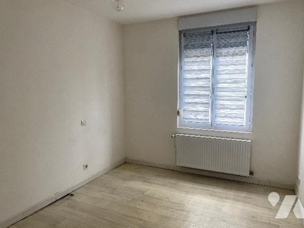 Maison à Saint Amand les Eaux  environ de 110 m² habitable sur une parcelle de 418 m²