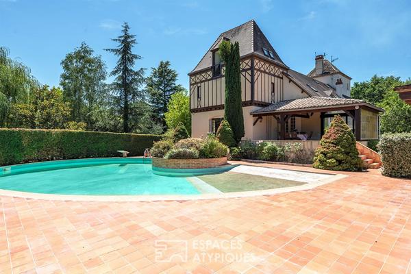 Maison de prestige au coeur de Montpon-Ménestérol