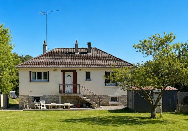 Maison 5 pièce(s) 70m2 sous-sol complet terrain de 1700m2