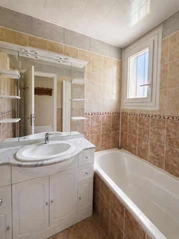Maison 5 pièce(s) 70m2 sous-sol complet terrain de 1700m2