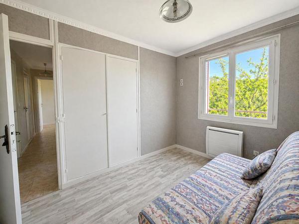 Maison 5 pièce(s) 70m2 sous-sol complet terrain de 1700m2