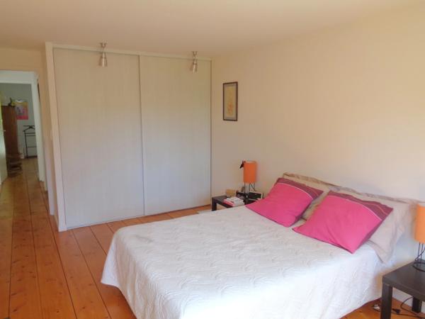 Maison lumineuse et moderne, pièce de vie de 60 m2 + 3 chambres