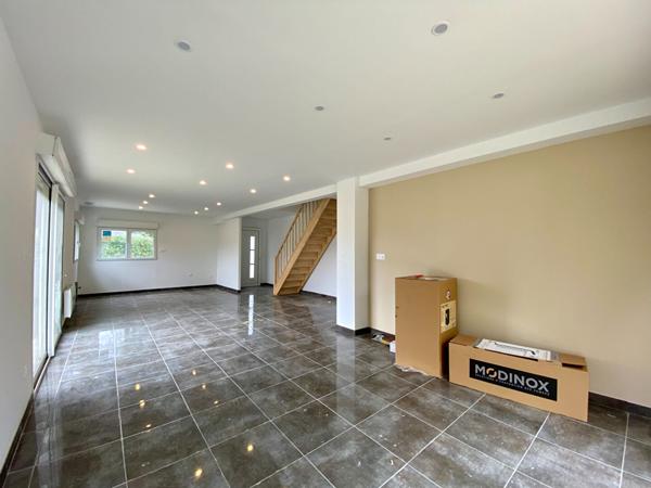 Maison Laval 6 pièce(s)