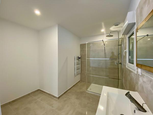 Maison Laval 6 pièce(s)