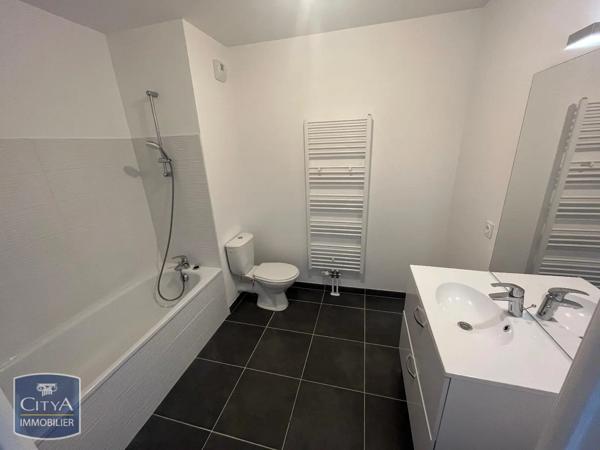 Appartement à louer 4 pièces 80.52m² La Riche (37520)