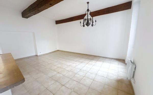 Appartement à vendre    2 pièces • 61 m2 Avignon