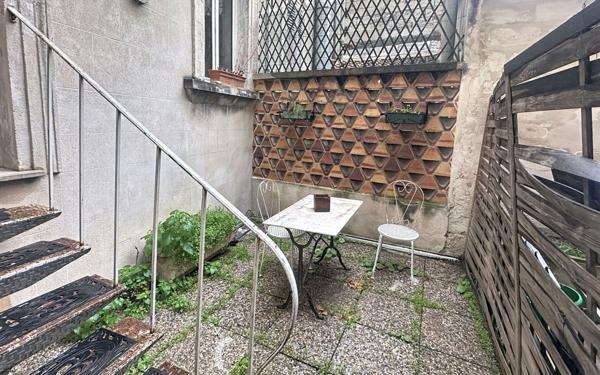 Appartement à vendre    2 pièces • 61 m2 Avignon