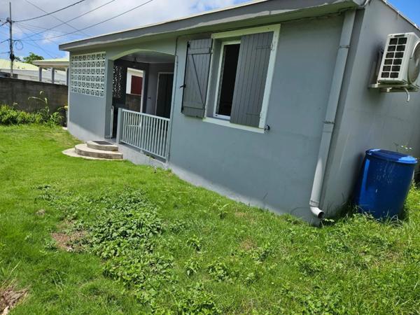 Maison à vendre 4 pièces SAINTE ANNE (971)