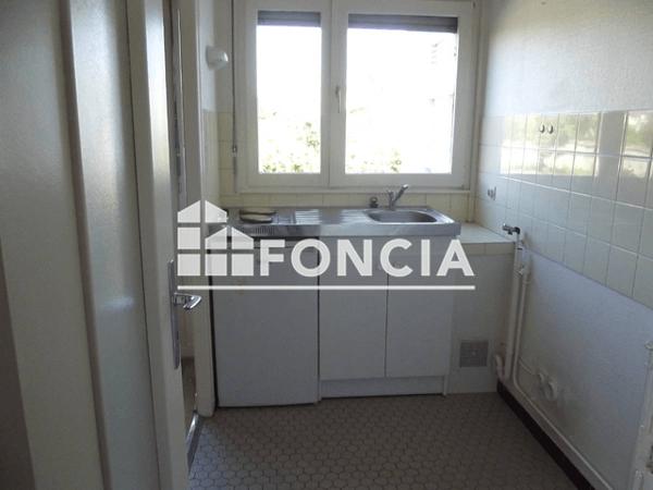 Location Studio 28.44 m² - 1 RUE DU GENERAL CASTELNAU Villers Les Nancy 54600