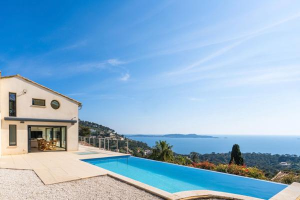 Vente Maison de luxe Carqueiranne 9 Pièces 260 m²