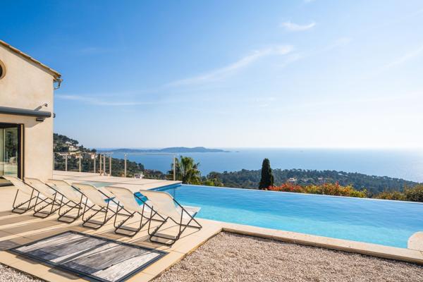 Vente Maison de luxe Carqueiranne 9 Pièces 260 m²