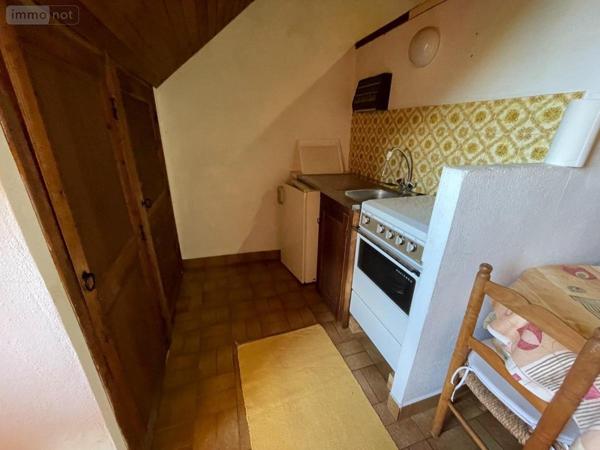 Maison à vendre à Peyre en Aubrac en Lozère (48130), ref : 48032-122