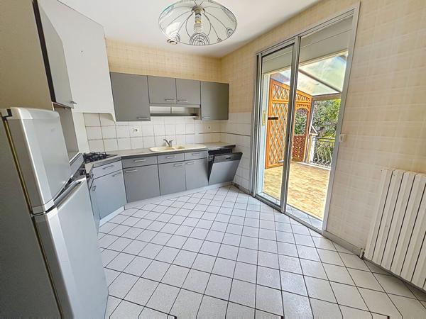 MAISON FAMILIALE À PAMIERS AVEC 5 CHAMBRES ET GRAND TERRAIN