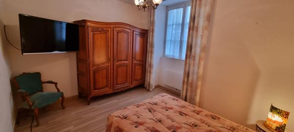 APPARTEMENT BLOIS DE 73.87 m2 AVEC TERRASSE /PATIO ET GARAGE