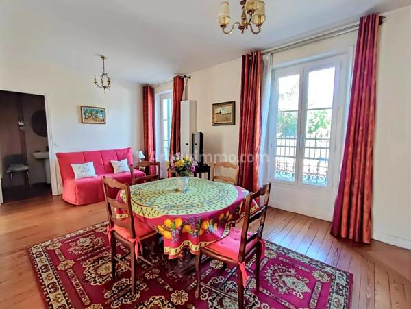 Vente                                                      Maison
                        
                     7 pièces                      135 m2                     à Athis-Mons