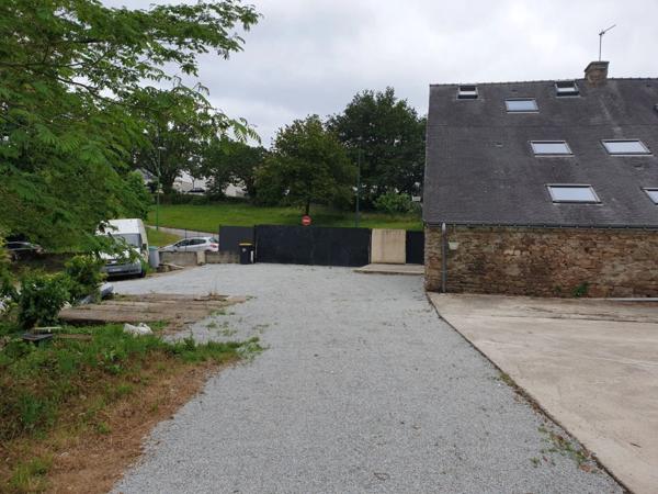 Charmante longère en pierre à Grand-Champ, à seulement 15 minutes de Vannes