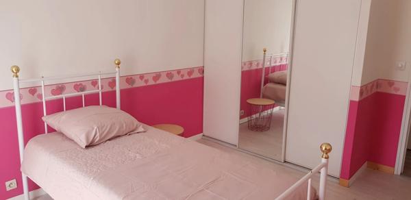 Charmante longère en pierre à Grand-Champ, à seulement 15 minutes de Vannes