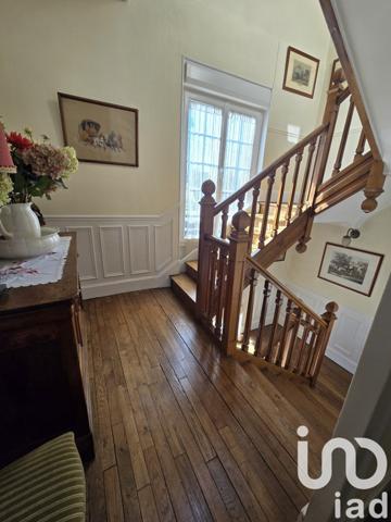 Maison 8 pièces de 239 m² à Dormans (51700)