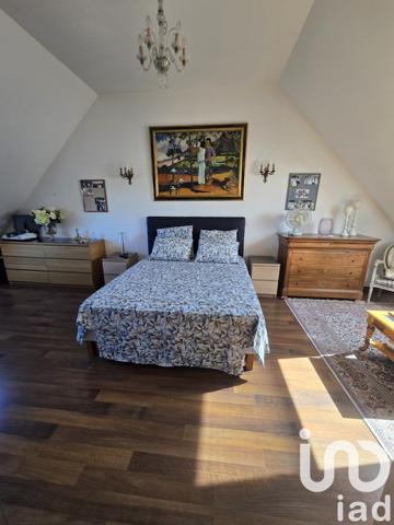 Maison 8 pièces de 239 m² à Dormans (51700)