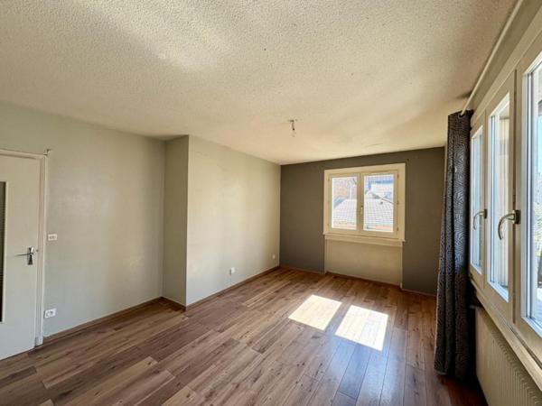 APPARTEMENT T3 A LOUER A ROANNE - CENTRE VILLE