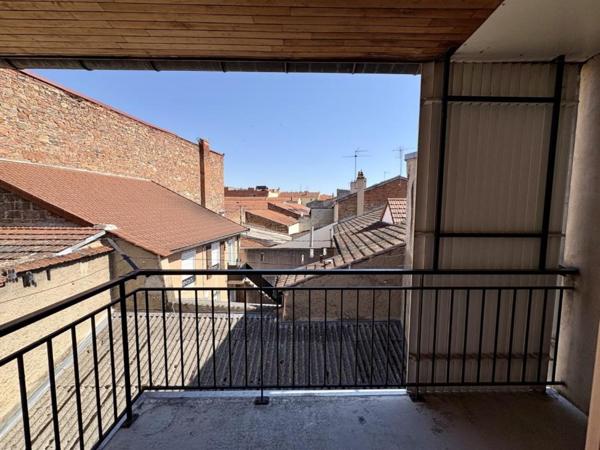APPARTEMENT T3 A LOUER A ROANNE - CENTRE VILLE