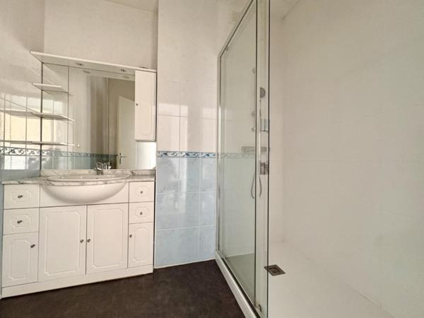 APPARTEMENT T3 A LOUER A ROANNE - CENTRE VILLE