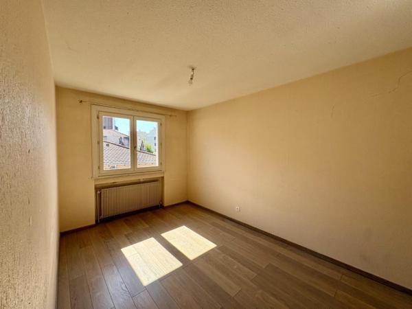 APPARTEMENT T3 A LOUER A ROANNE - CENTRE VILLE