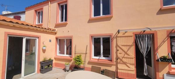 MAISON AVEC DE BEAUX VOLUMES