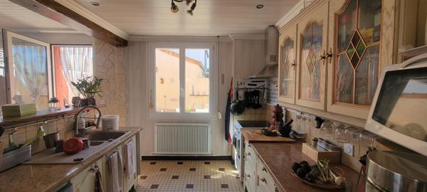 MAISON AVEC DE BEAUX VOLUMES