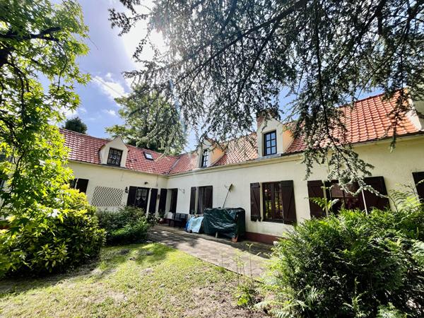 Maison Camiers 6 pièce(s) 141 m2
