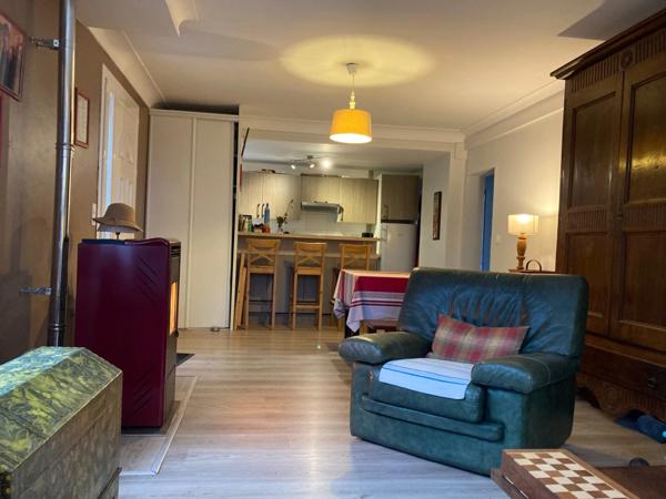 Magnifique appartement à vendre d'une suface de 88 m² avec une terrasse de 70m² et garage sur 30 m².