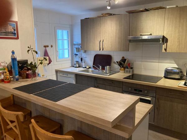 Magnifique appartement à vendre d'une suface de 88 m² avec une terrasse de 70m² et garage sur 30 m².