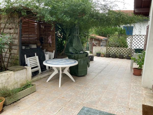 Magnifique appartement à vendre d'une suface de 88 m² avec une terrasse de 70m² et garage sur 30 m².