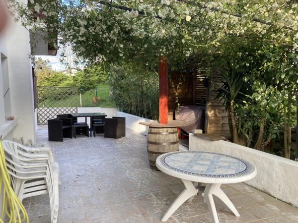 Magnifique appartement à vendre d'une suface de 88 m² avec une terrasse de 70m² et garage sur 30 m².