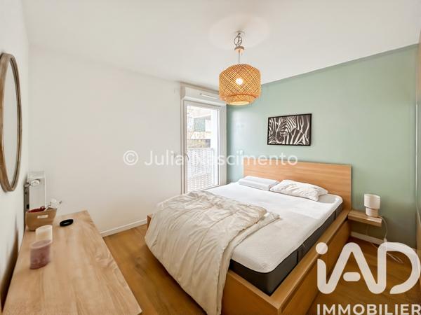 Location appartement 3 pièces 59 m² Ivry-sur-Seine